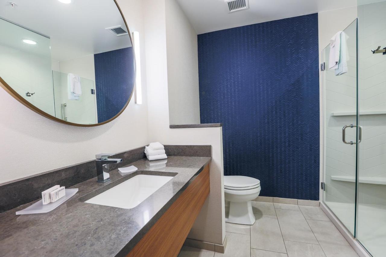Fairfield Inn & Suites 마켓 외부 사진