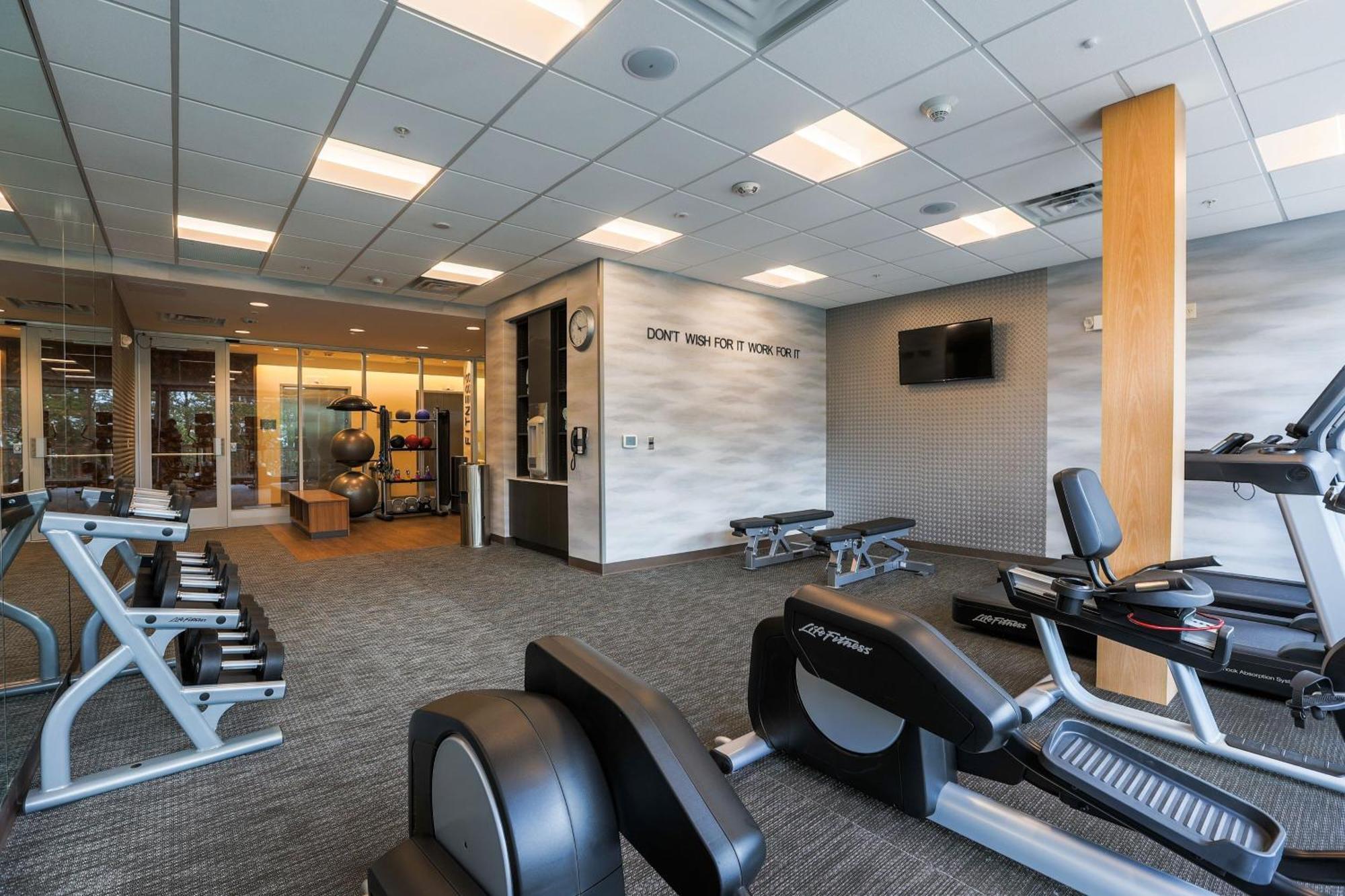Fairfield Inn & Suites 마켓 외부 사진