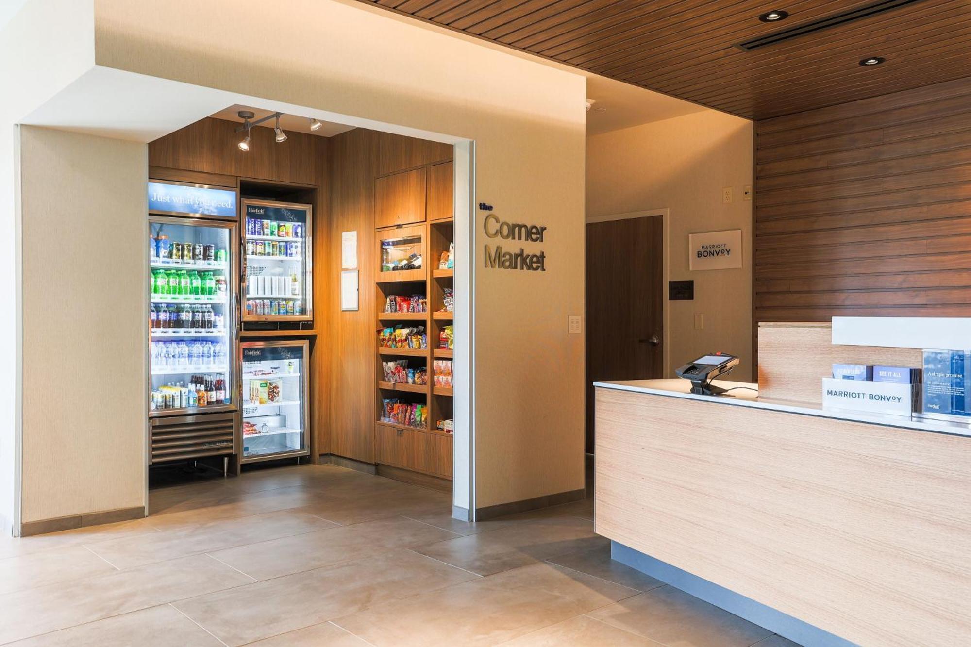 Fairfield Inn & Suites 마켓 외부 사진