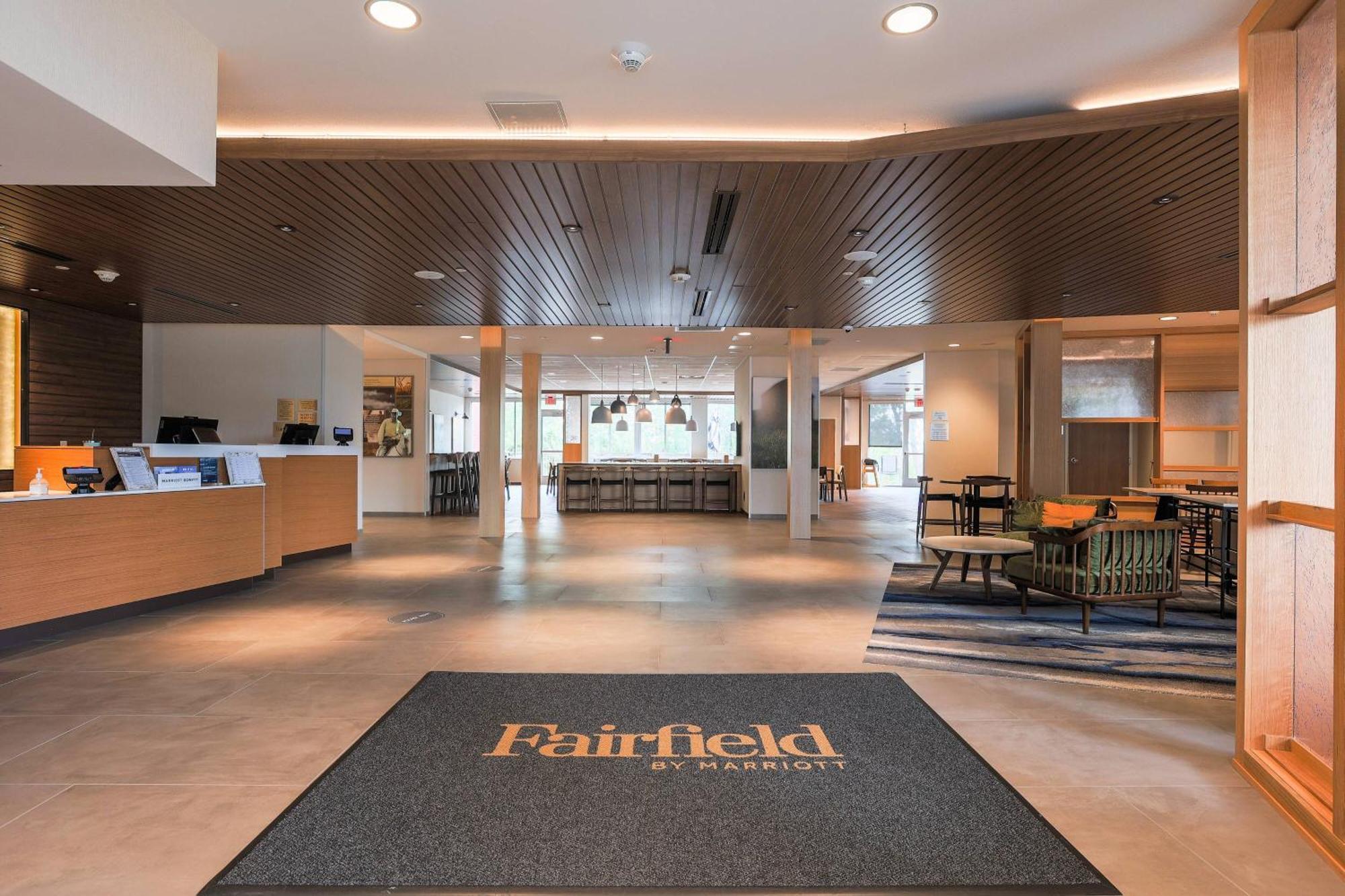 Fairfield Inn & Suites 마켓 외부 사진