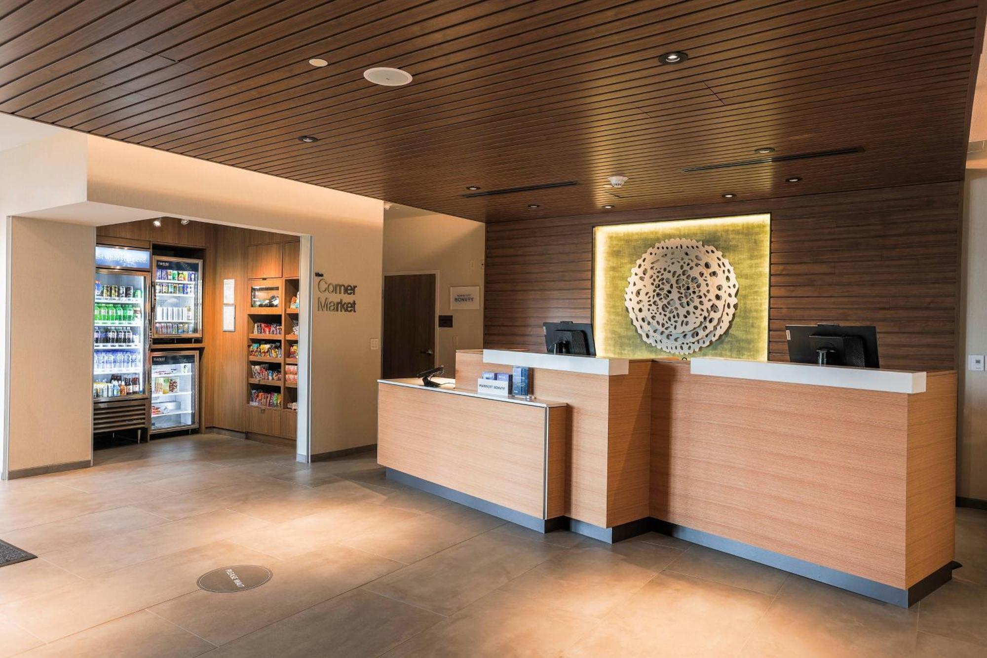 Fairfield Inn & Suites 마켓 외부 사진